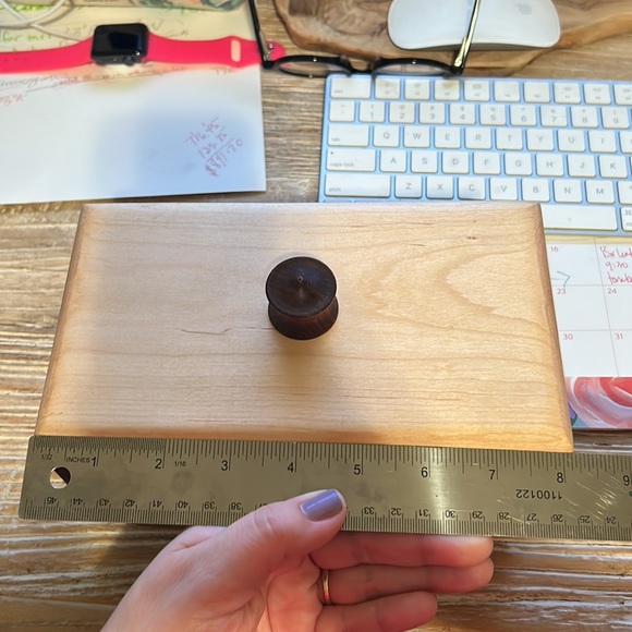 Gorgeous Solid handcrafted wood divided box  EUC lined inside - Picture 16 of 17